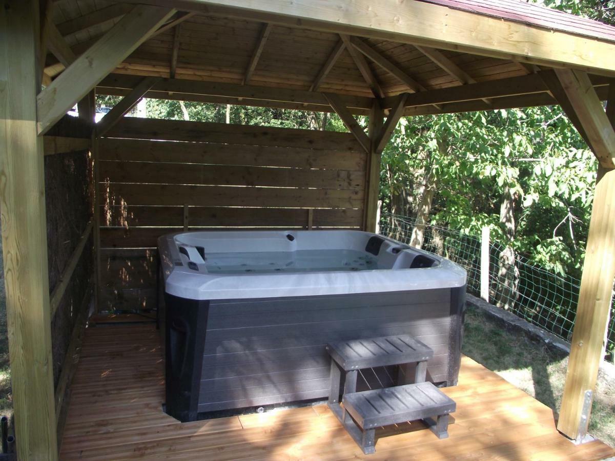 Domaine Des Cigales, Chambre D'Hotes Saint-Martin-d'Aout Luaran gambar