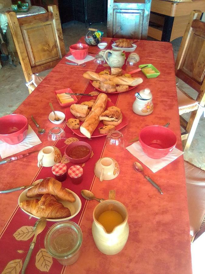 Domaine Des Cigales, Chambre D'Hotes Saint-Martin-d'Aout Luaran gambar